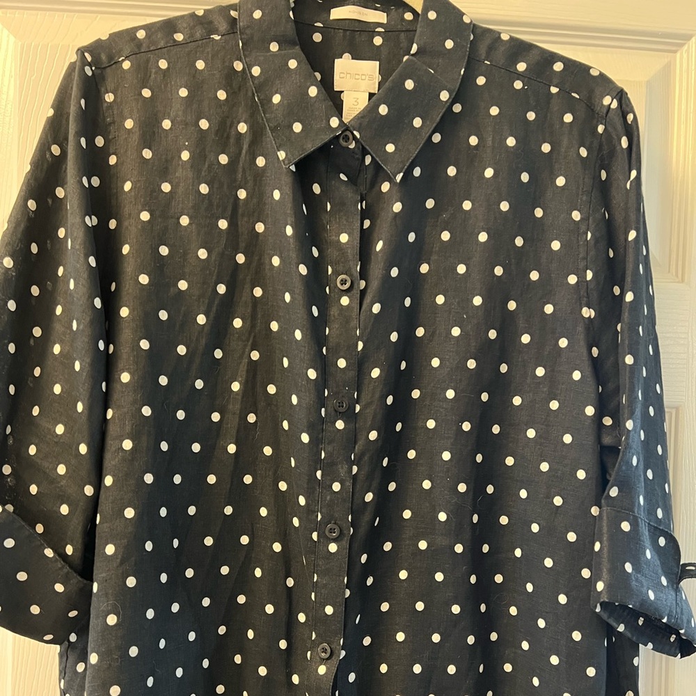 Chicos size 3 or XL. Button down. Cotton excellent condition
